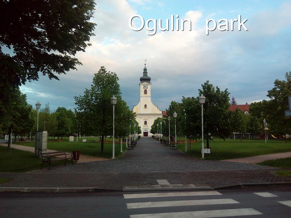 Apartments Jurasic Ogulin Exteriör bild